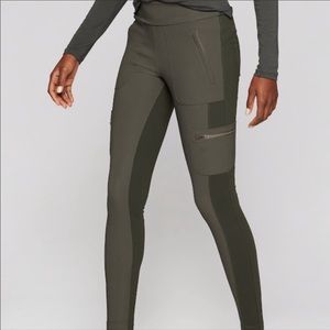Athleta Highline Cargo Tight Olive